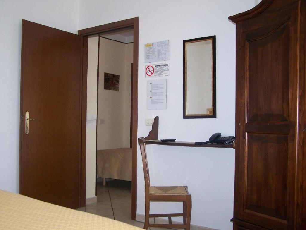 Hotel Ristorante La Torretta Bianzè Pokój zdjęcie