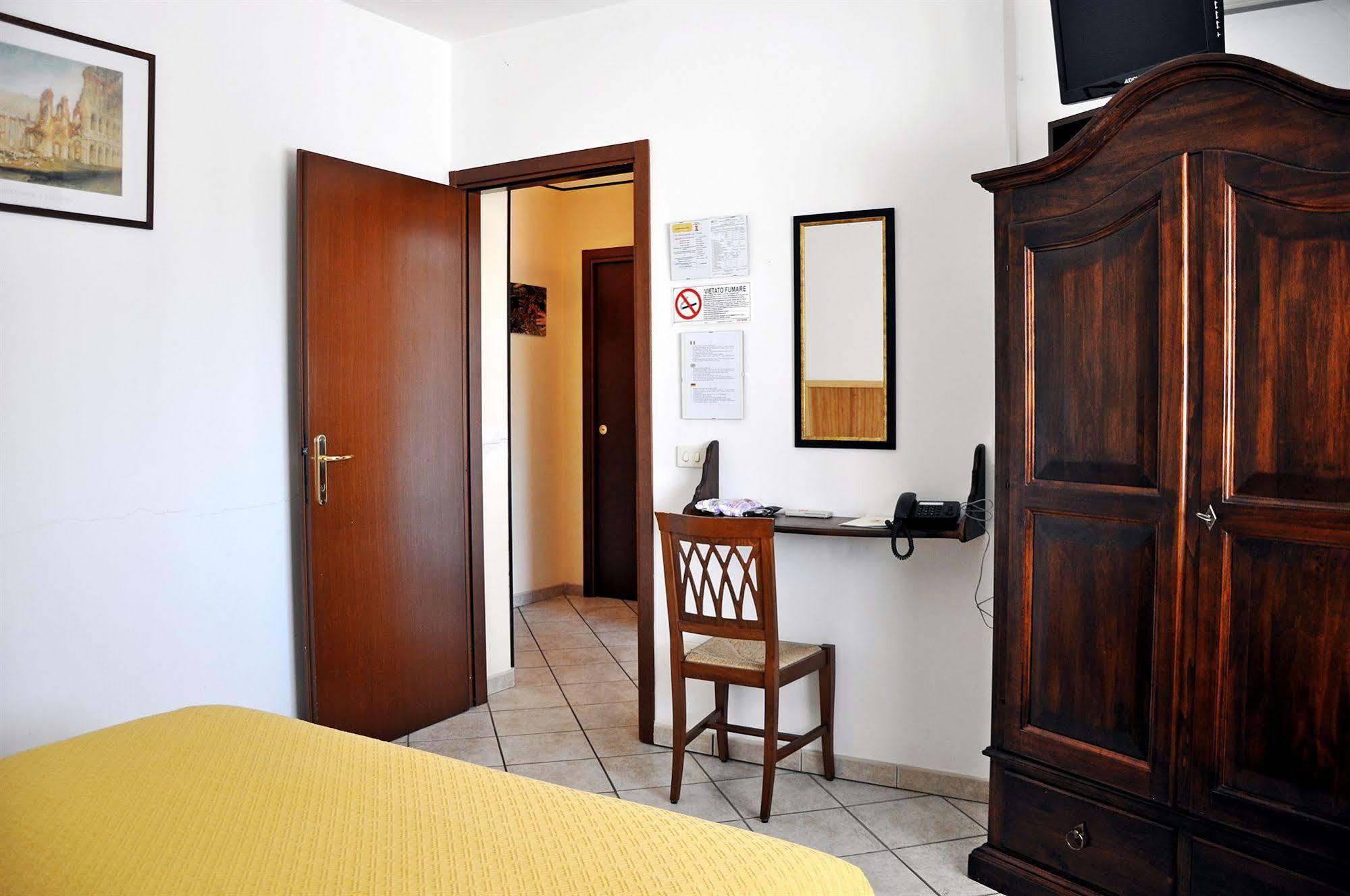 Hotel Ristorante La Torretta Bianzè Zewnętrze zdjęcie
